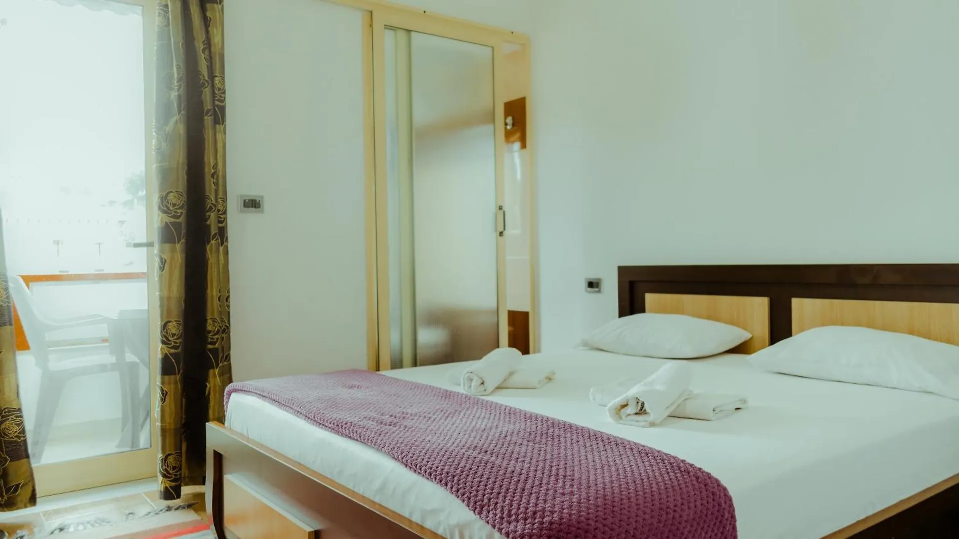 Guesthouse Shtino Gjirokaster 2*,  Albania